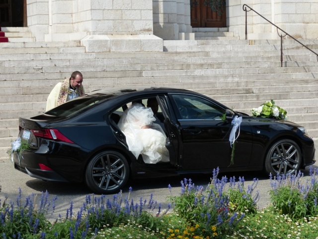 Wedding Cars Cardiff