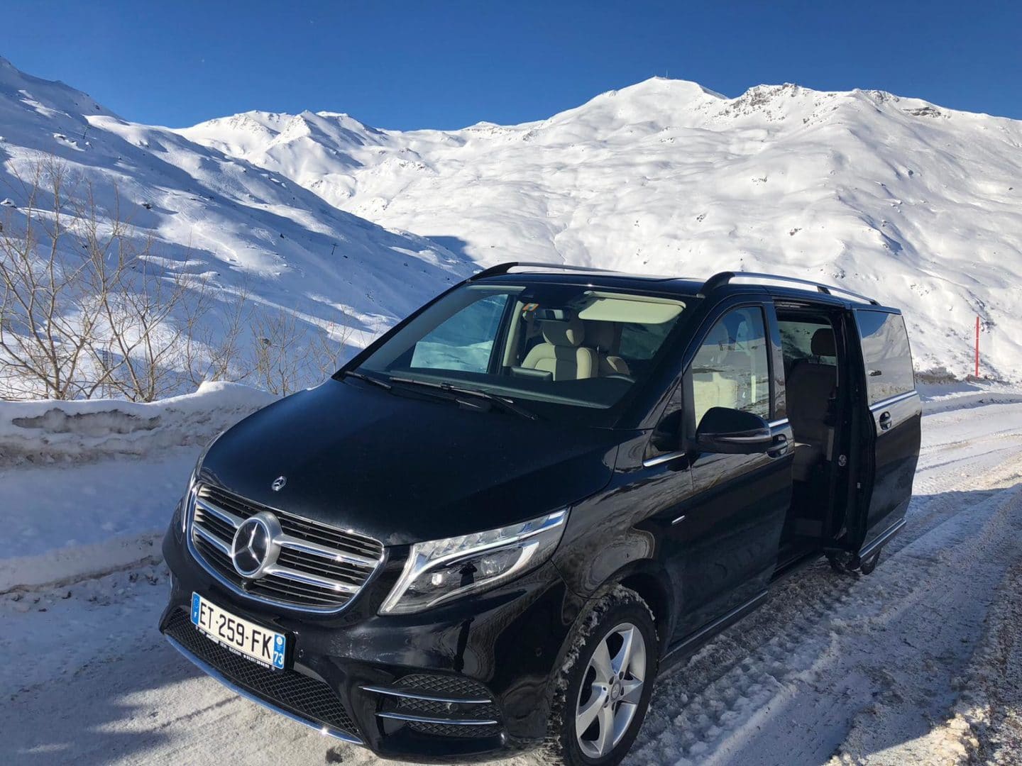 Chauffeur Services in Courcheval